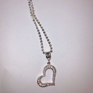 I 🤍U! rhinestone necklace just in time for Valentine’s Day!💘*Brand New*